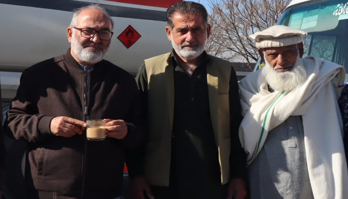 سابق سینیٹر مشتاق احمد خان کے بھائی کا لرزہ خیز قتل،تعزیت کا سلسلہ جاری