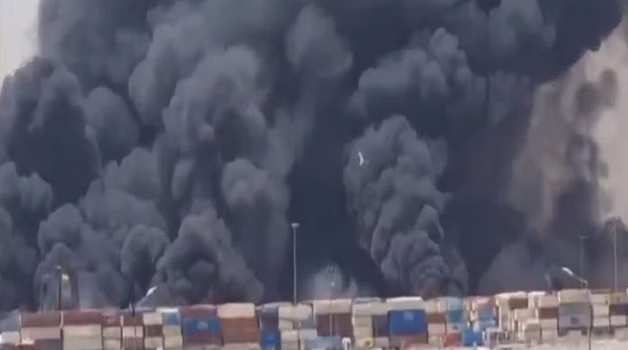زوردار دھماکہ دھماکا، آسما ن میں دھوئیں کےبادل، شہر لرز اٹھا